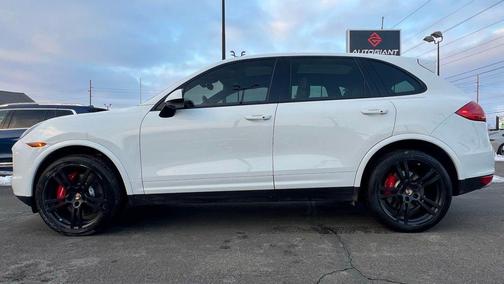 2014 Porsche Cayenne Turbo S