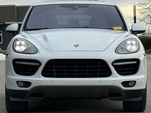 2014 Porsche Cayenne Turbo S