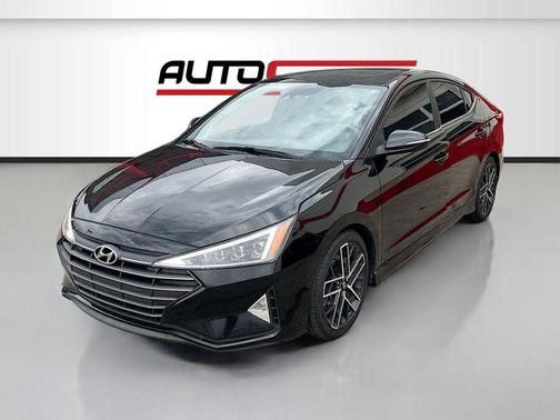 2019 Hyundai ELANTRA Sport