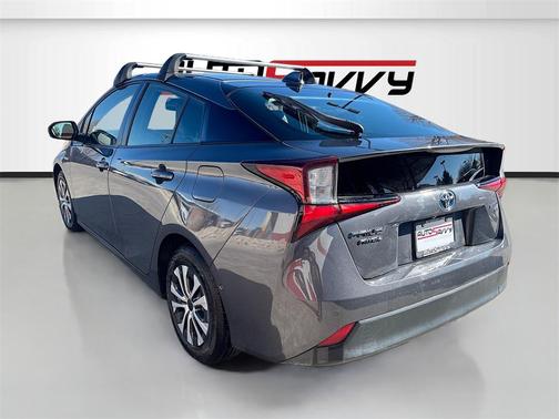 2022 Toyota Prius XLE