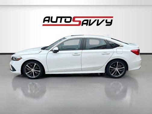 Platinum White Pearl 2022 Honda Civic Touring