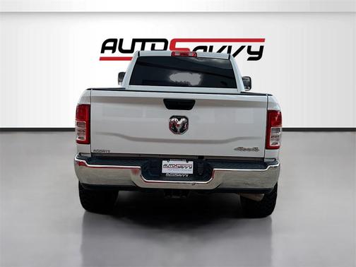 2023 RAM 2500 Tradesman Crew Cab 4x4 6'4' Box