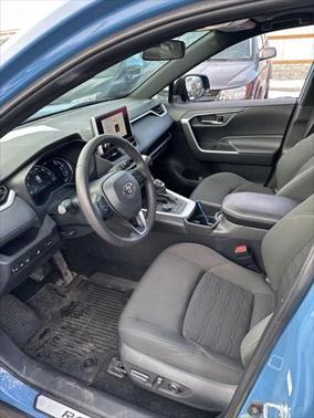 2024 Toyota RAV4 Hybrid SE