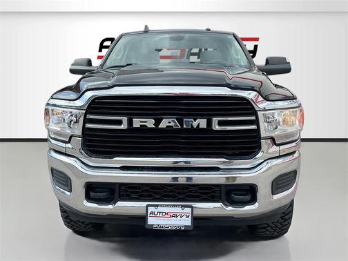 2019 RAM 2500 Big Horn Crew Cab 4x4 8' Box