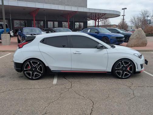 2019 Hyundai Veloster Base