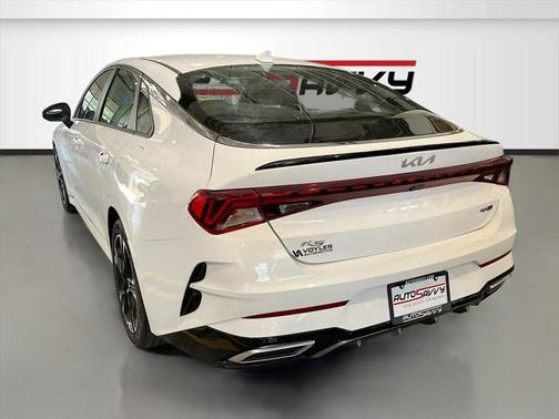 2022 Kia K5 GT-Line