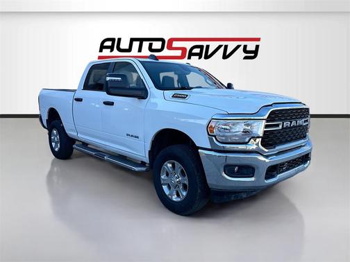 2024 RAM 2500 Big Horn Crew Cab 4x4 6'4' Box