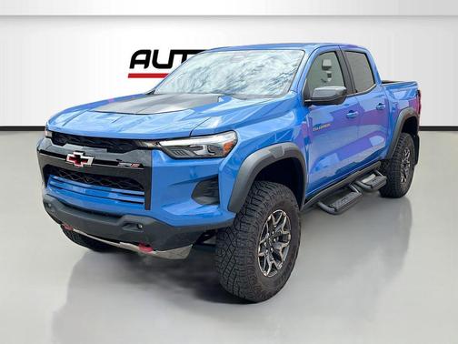 Reef Blue Metallic 2025 Chevrolet Colorado ZR2