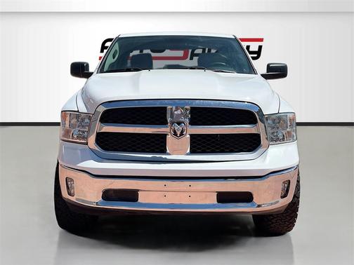 2021 RAM 1500 Classic SLT