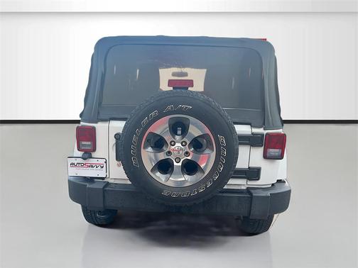 2018 Jeep Wrangler JK Sahara