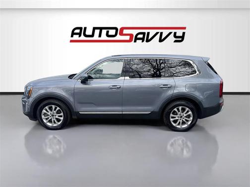 2022 Kia Telluride LX