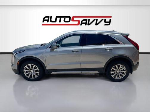 Argent Silver Metallic 2023 Cadillac XT4 Premium Luxury