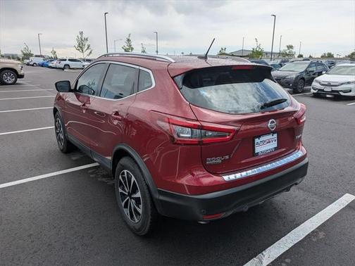 2022 Nissan Rogue Sport SV