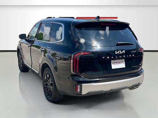 Ebony Black 2023 Kia Telluride SX