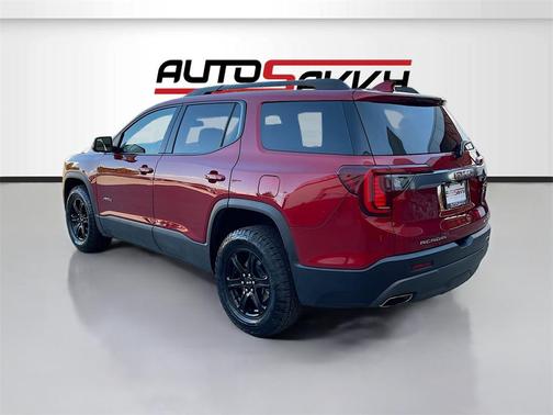 2023 GMC Acadia AWD AT4