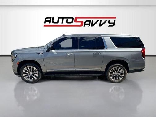Sterling Metallic 2024 GMC Yukon XL Denali