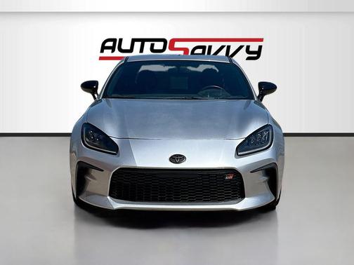 2024 Toyota GR86 Premium