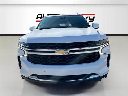 2023 Chevrolet Suburban LS