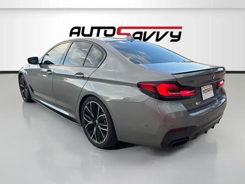 Skyscraper Gray Metallic 2023 BMW M550 M550i xDrive