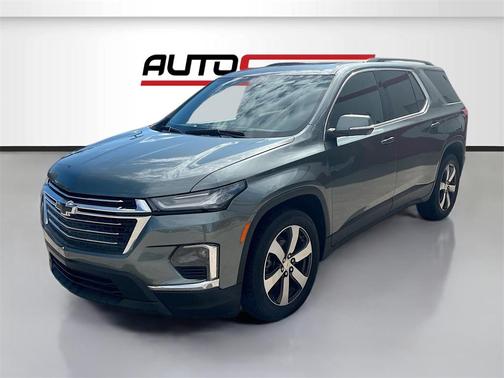 2023 Chevrolet Traverse LT Leather