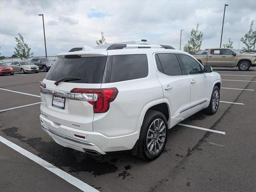 2021 GMC Acadia Denali