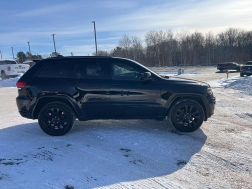 2019 Jeep Grand Cherokee Altitude