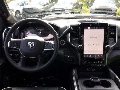 2025 RAM 2500 Laramie Crew Cab 4x4 6'4' Box