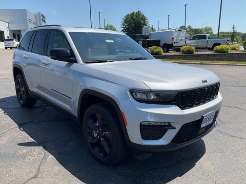 Silver Zynith 2025 Jeep Grand Cherokee Limited