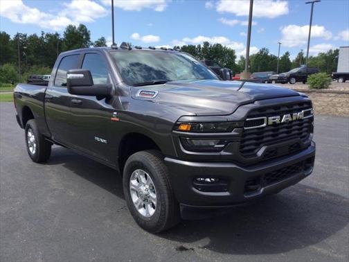 2025 RAM 2500 Big Horn Crew Cab 4x4 6'4' Box