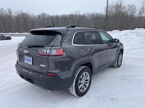 2022 Jeep Cherokee Latitude Lux