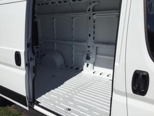 2025 RAM ProMaster 2500 Tradesman