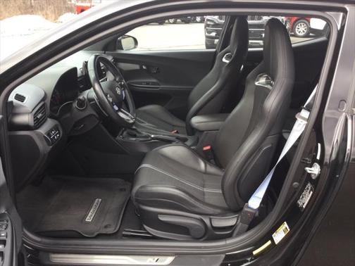 2022 Hyundai Veloster N Base
