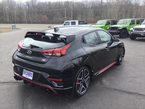 2022 Hyundai Veloster N Base