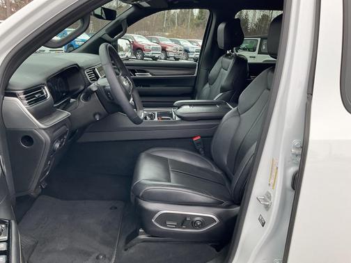 2023 Jeep Wagoneer Series III 4x4