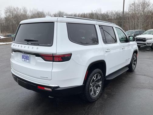 2023 Jeep Wagoneer Series III 4x4
