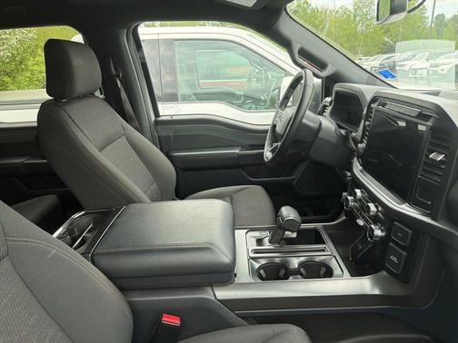 Avalanche 2024 Ford F-150 XLT