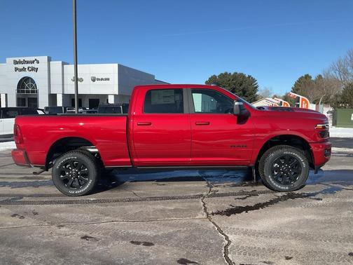 2026 RAM 2500 Laramie Crew Cab 4x4 6'4' Box