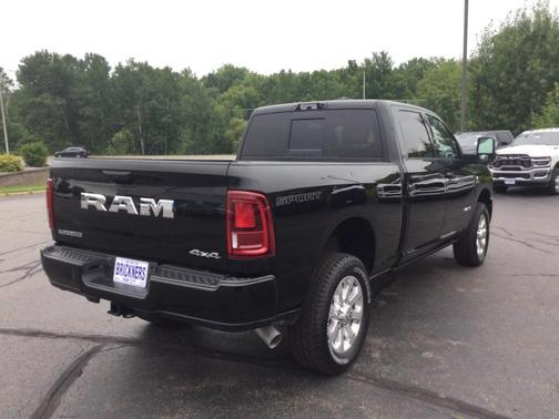 2025 RAM 2500 Laramie Crew Cab 4x4 6'4' Box