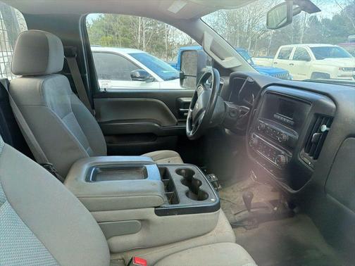 01u 2016 Chevrolet Silverado 2500 WT