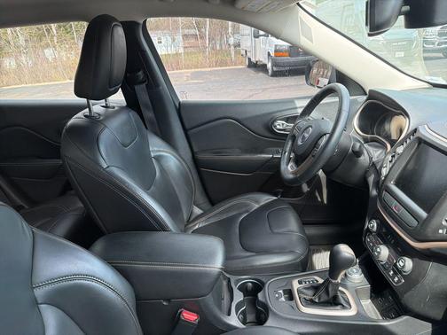 Billet Silver Metallic Clearcoat 2016 Jeep Cherokee Limited