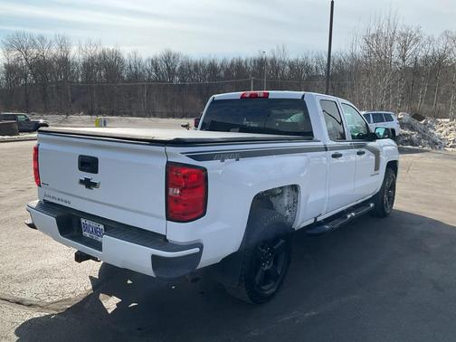 2017 Chevrolet Silverado 1500 Custom