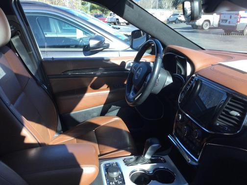 2021 Jeep Grand Cherokee Summit