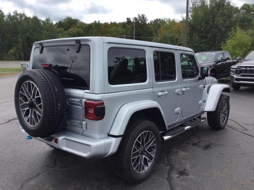 2022 Jeep Wrangler Unlimited 4xe Sahara High Altitude