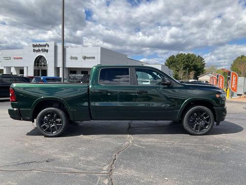 Serrano Green Metallic 2026 RAM 1500 Laramie