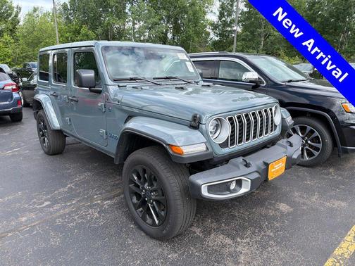 Anvil Clearcoat 2025 Jeep Wrangler 4xe Sahara