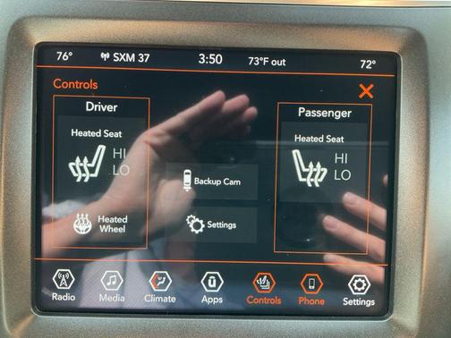 Bright White Clearcoat 2022 Jeep Cherokee Trailhawk