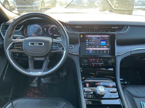 2022 Jeep Grand Cherokee Overland