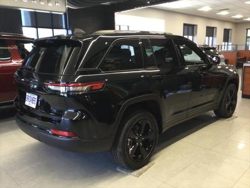 2025 Jeep Grand Cherokee Limited X