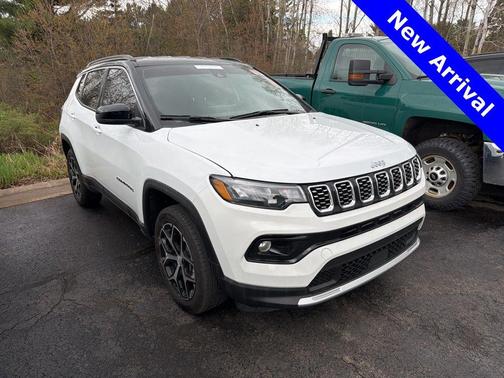 Bright White Clearcoat 2024 Jeep Compass Limited