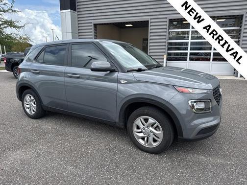 2023 Hyundai VENUE SE